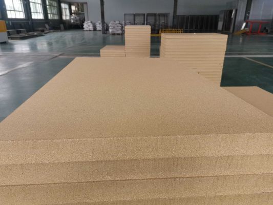 品質  1000kgs/M3 Vermiculite Fire Brick Sheet Shockproof For Wood Stove 工場